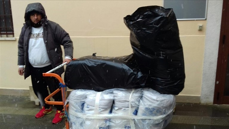 Emergenza freddo: l’appello a donare indumenti e coperte in buono stato